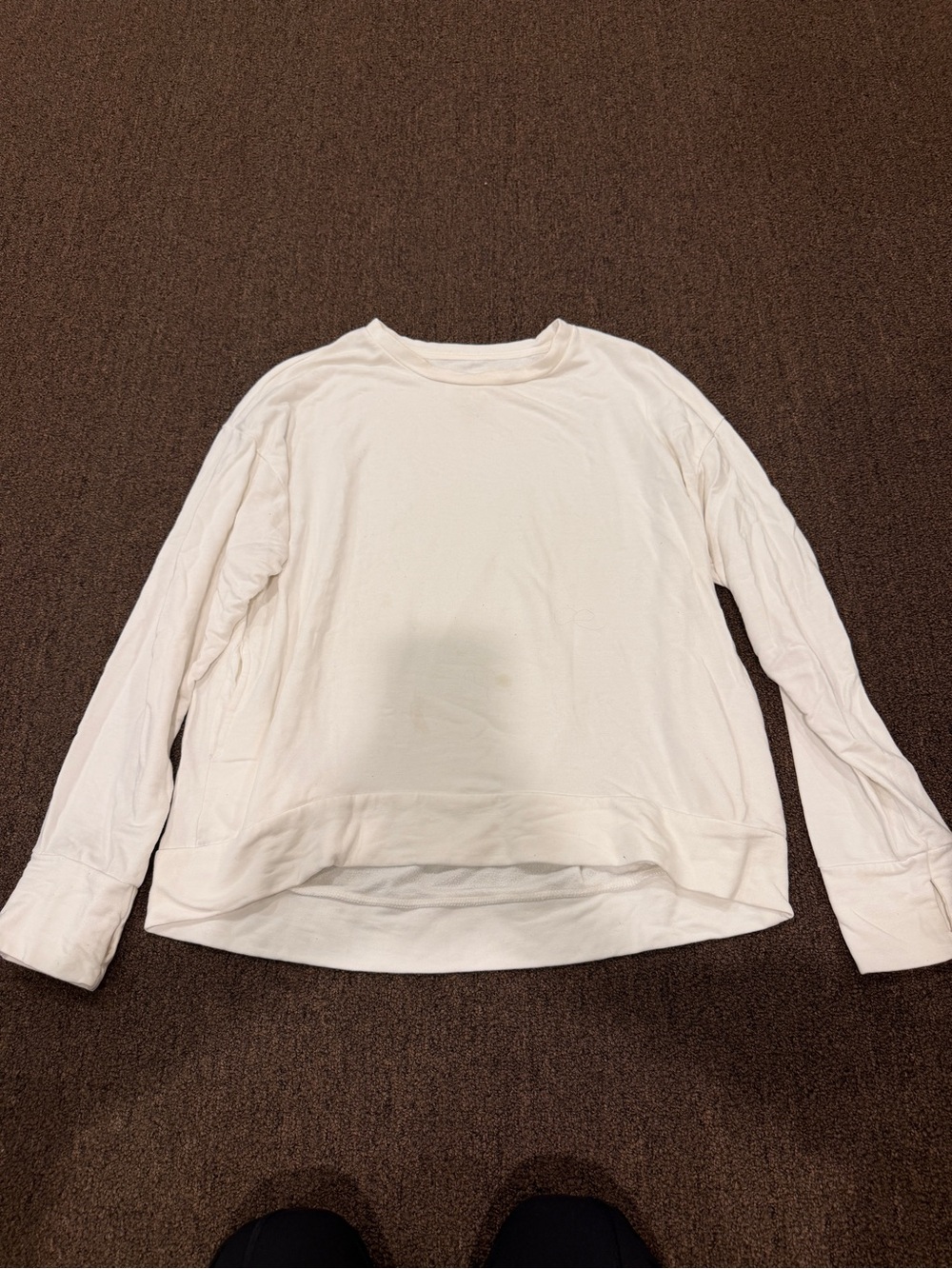 Women’s white Long-Sleeve Pullover Sweatshirt